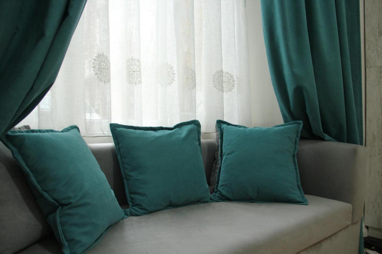 Suliko - Your Cosy Apartment In The Center Tbilisi Esterno foto