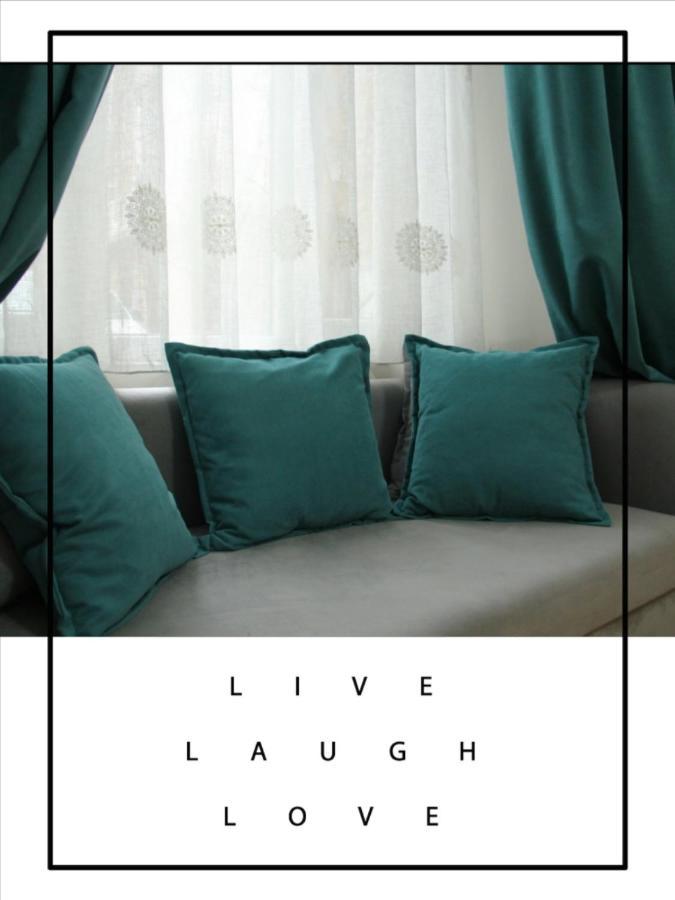 Suliko - Your Cosy Apartment In The Center Tbilisi Esterno foto